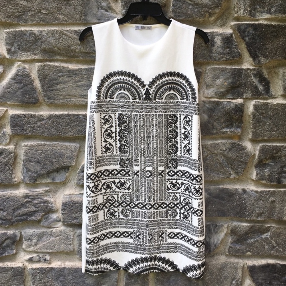 Zara White Sleeves Geometric Print Dress